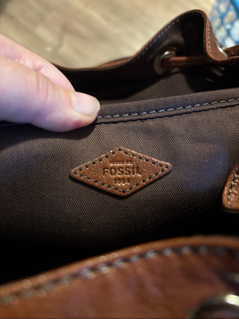 Fossil “Ridge” Leather Backpack - Picture 8 of 11